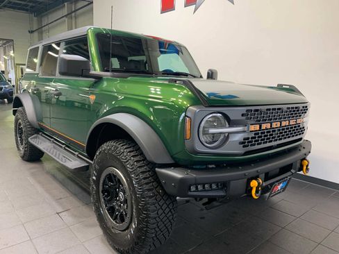 Used 2024 Ford Bronco Badlands w/ Sasquatch Package image 2