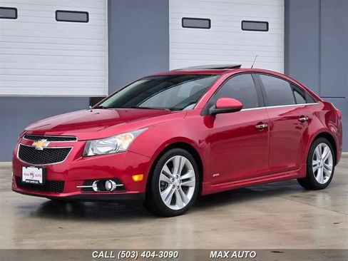 Used 2013 Chevrolet Cruze LTZ w/ Enhanced Safety Package image 4