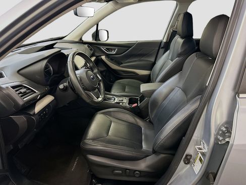Used 2023 Subaru Forester Limited image 13