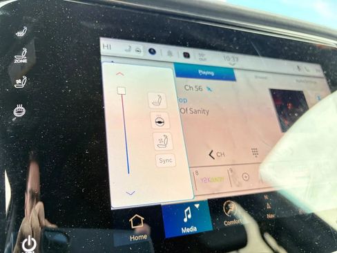 Used 2024 Jeep Wagoneer Series III w/ HD Trailer Tow Package image 34