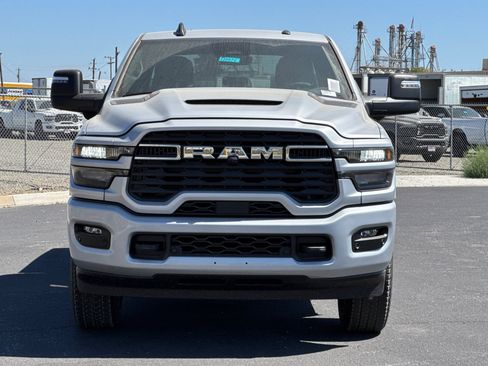 New 2026 RAM 2500 Big Horn AWD/4WD image 8