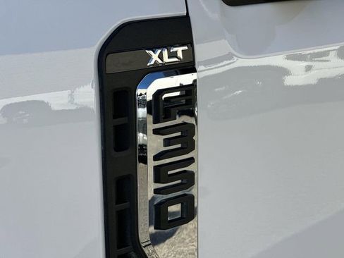 Used 2025 Ford F350 XLT image 28