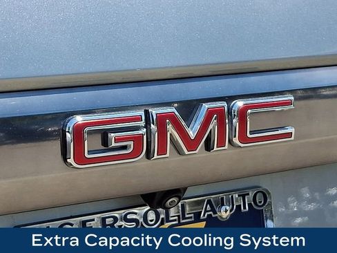 Used 2024 GMC Yukon XL AT4 w/ AT4 Premium Plus Package AWD/4WD image 33