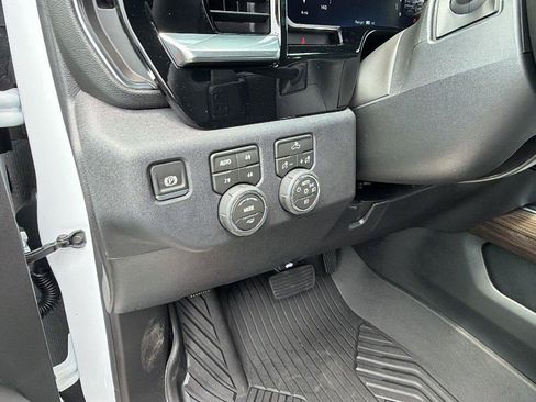 New 2026 Chevrolet Silverado 1500 RST AWD/4WD image 19