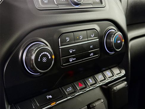 Used 2020 Chevrolet Silverado 2500 W/T w/ WT Convenience Package image 15