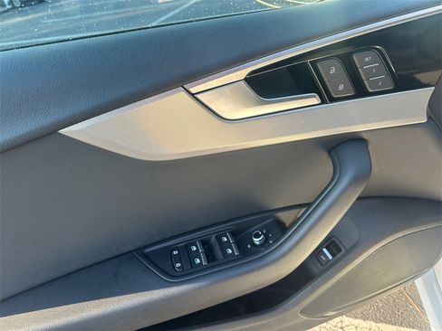 Used 2025 Audi A5 2.0T Premium Plus image 27