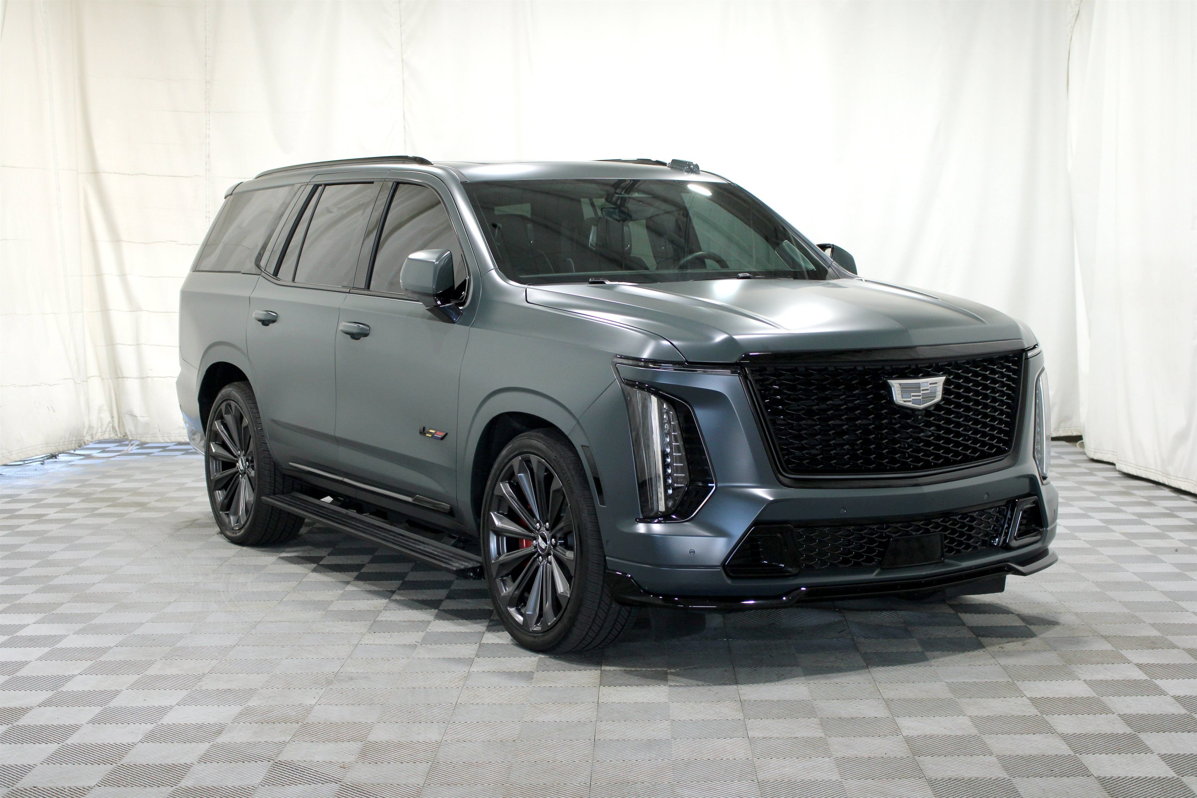 Certified 2025 Cadillac Escalade V AWD/4WD image 1