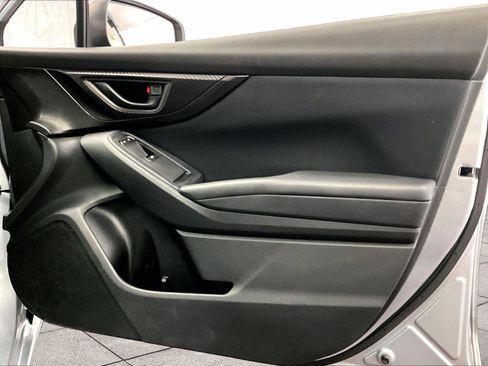 Used 2018 Subaru Impreza 2.0i Premium image 24