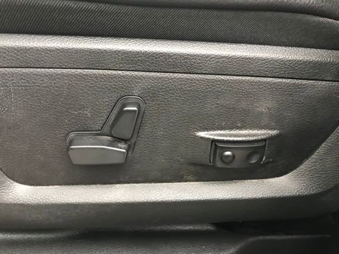 New 2025 RAM 2500 Laramie image 27