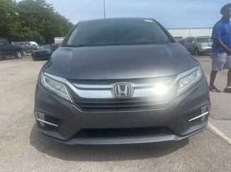 Used 2019 Honda Odyssey Touring image 1