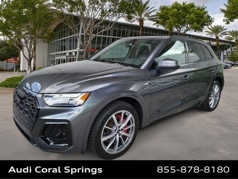 Certified 2024 Audi Q5 e Premium Plus w/ Premium Plus Package AWD/4WD image 1