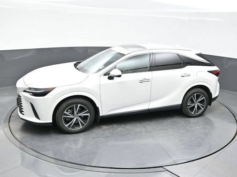 Used 2023 Lexus RX 350h w/ Cold Area Package AWD/4WD image 32