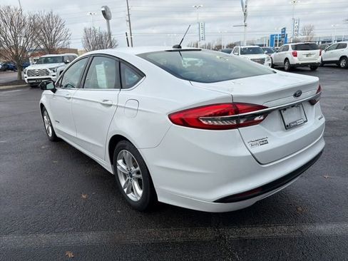 Used 2018 Ford Fusion S image 4