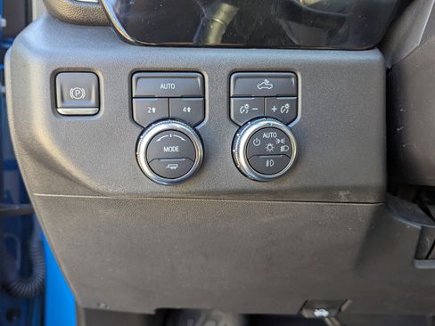 Used 2023 GMC Sierra 1500 Elevation image 16