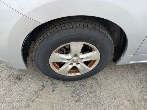 Used 2016 Nissan Quest SV FWD image 32
