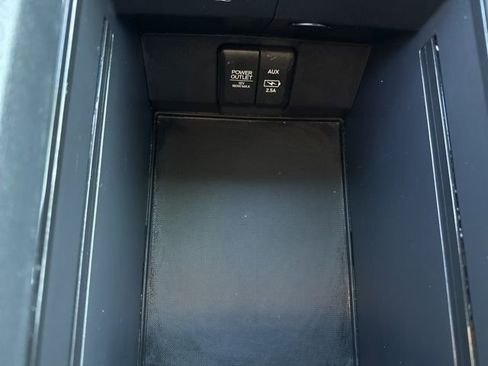 Used 2020 Honda Passport Touring image 32