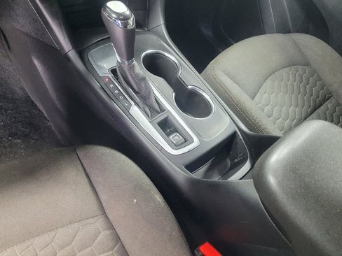 Used 2019 Chevrolet Equinox LT FWD image 26