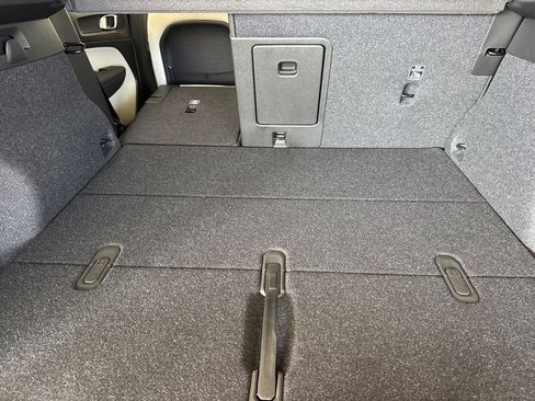 New 2026 Volvo XC40 B5 Ultra image 14