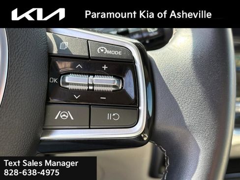 Certified 2023 Kia Sorento S w/ Panoramic Sunroof Package image 26