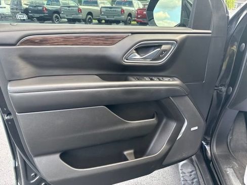 Used 2023 Chevrolet Tahoe Z71 AWD/4WD image 13