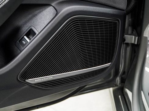 Used 2023 Audi S5 Premium Plus w/ Premium Plus image 46