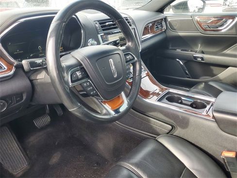 Used 2017 Lincoln Continental Reserve w/ Climate Package image 16