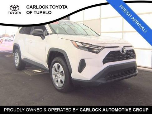 Used 2024 Toyota RAV4 LE FWD image 3