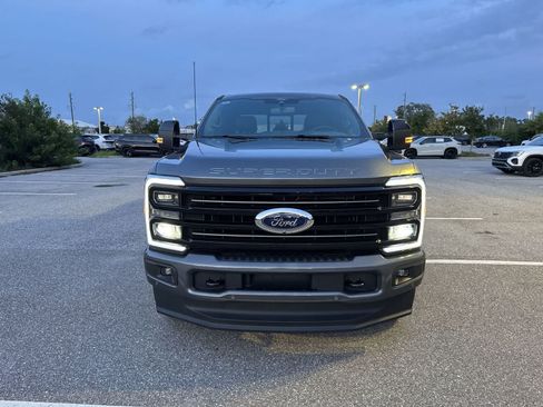 Used 2026 Ford F250 Platinum AWD/4WD image 17