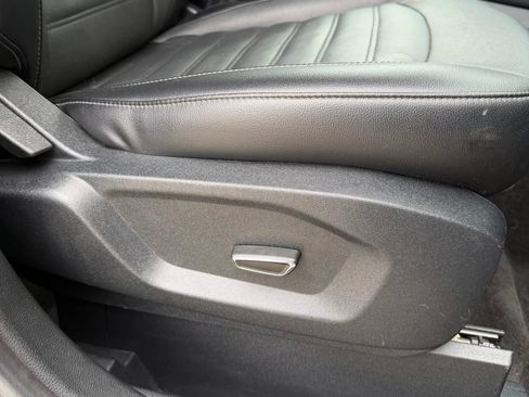 Used 2018 Ford Edge SEL w/ Equipment Group 201A AWD/4WD image 19
