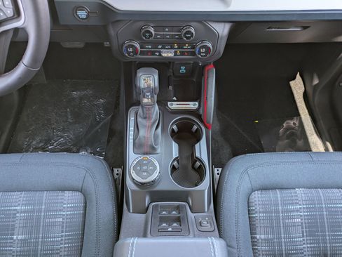 New 2025 Ford Bronco Heritage Edition AWD/4WD image 21