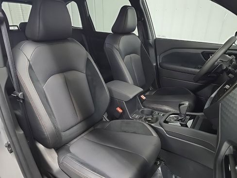 Used 2025 Subaru Forester Touring image 15