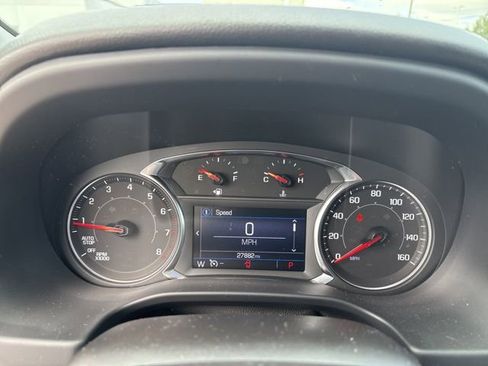 Used 2023 GMC Acadia SLE w/ Driver Convenience Package image 13