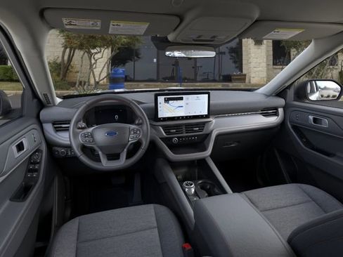Used 2026 Ford Explorer Active RWD image 9