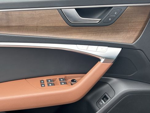 Used 2025 Audi A6 2.0T Premium w/ Convenience Plus Package image 10