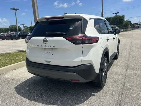 Used 2023 Nissan Rogue S FWD image 7