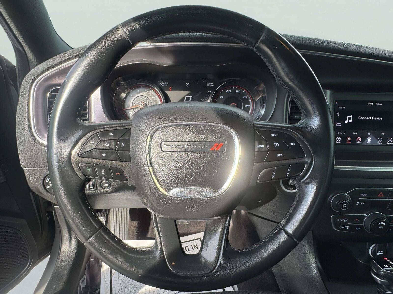 Used 2018 Dodge Charger SXT w/ Blacktop Package RWD image 24