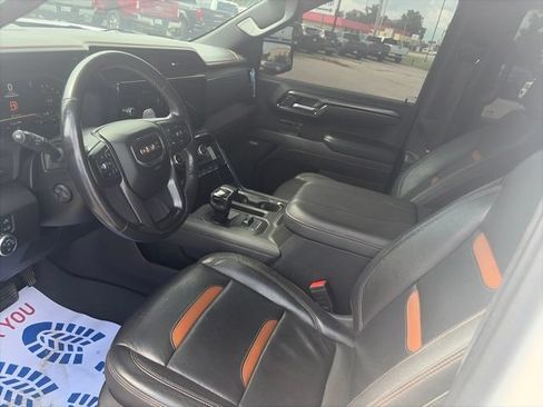 Used 2023 GMC Sierra 1500 AT4 w/ AT4 Premium Package AWD/4WD image 16