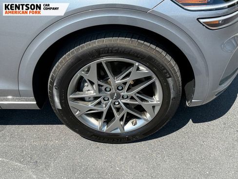 Used 2025 Genesis GV70 2.5T image 16