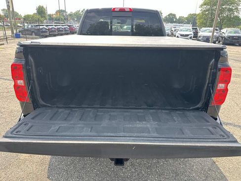 Used 2018 Chevrolet Silverado 2500 LTZ w/ Vortec Plus Package AWD/4WD image 9
