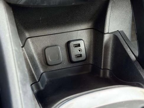 Used 2018 Chevrolet Volt Premier FWD image 26
