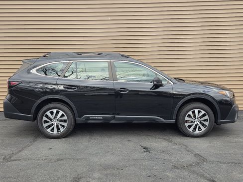 Used 2022 Subaru Outback image 7