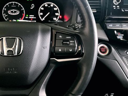 Used 2025 Honda Odyssey EX-L image 25