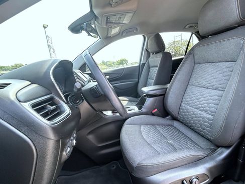 Used 2020 Chevrolet Equinox LT AWD/4WD image 11