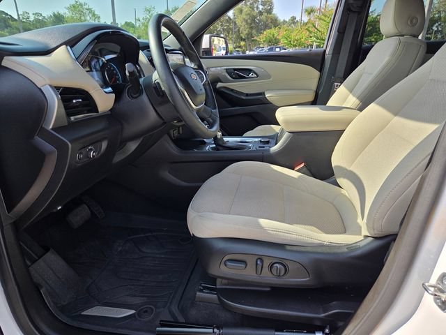 Used 2023 Chevrolet Traverse LT FWD image 11