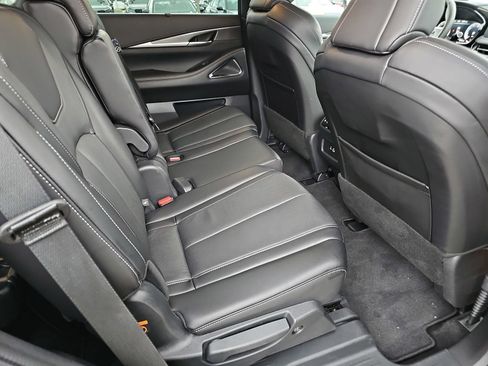 Used 2025 INFINITI QX60 Luxe AWD/4WD image 11