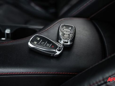 Used 2020 Chevrolet Camaro ZL1 image 86