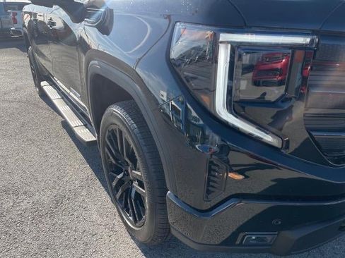 New 2026 GMC Sierra 1500 Elevation w/ Elevation Premium Package AWD/4WD image 22