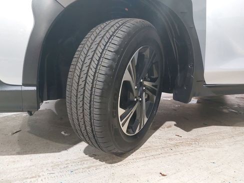 Certified 2025 Subaru Crosstrek 2.0i Premium image 34