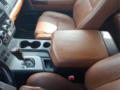 Used 2016 Toyota Sequoia Platinum image 14