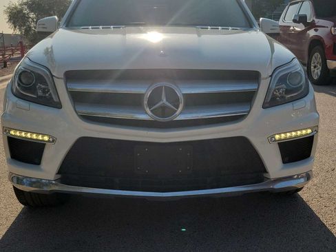 Used 2013 Mercedes-Benz GL 550 4MATIC image 13